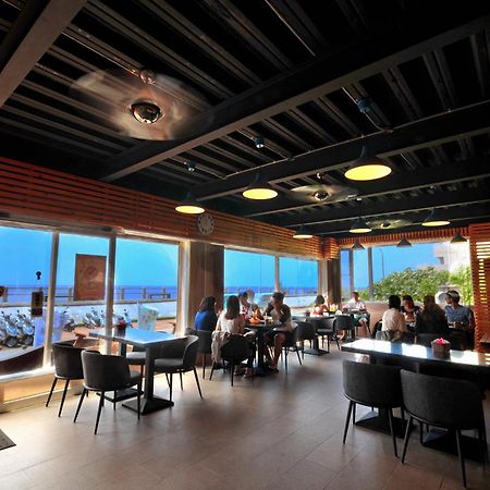 綠島 綠堤濱海旅店 Bed and Breakfast Gröna ön Exteriör bild